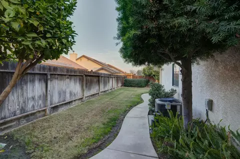 652 Confidence Way, Manteca, CA 95336 photo 33