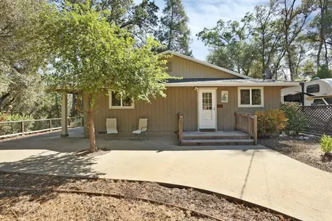 8990 Hidden Valley Rd, Mountain Ranch, CA 95246 photo 2