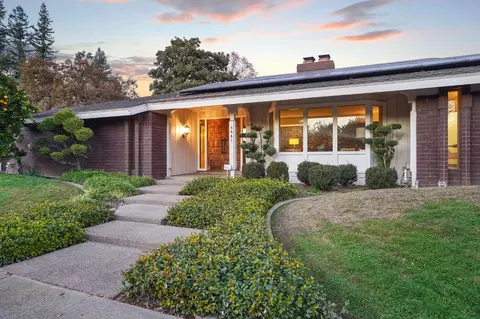 Exterior - 4861 Oak Vista Dr, Carmichael, CA 95608 photo 11 of 30