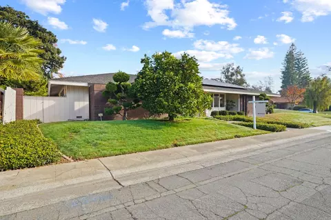 Exterior - 4861 Oak Vista Dr, Carmichael, CA 95608 photo 22 of 30