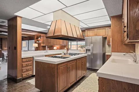 Kitchen - 4861 Oak Vista Dr, Carmichael, CA 95608 photo 7 of 7