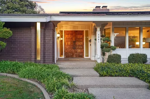 Exterior - 4861 Oak Vista Dr, Carmichael, CA 95608 photo 2 of 30
