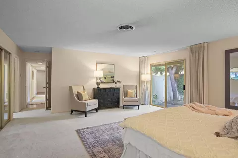Bedroom - 4861 Oak Vista Dr, Carmichael, CA 95608 photo 2 of 11