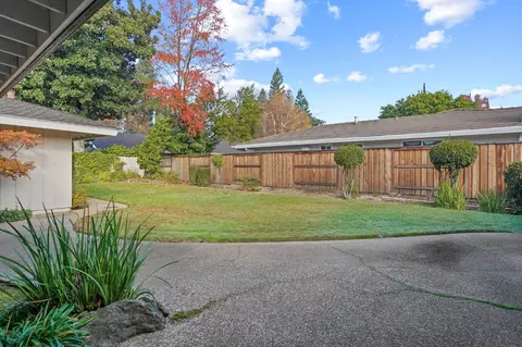 Exterior - 4861 Oak Vista Dr, Carmichael, CA 95608 photo 26 of 30