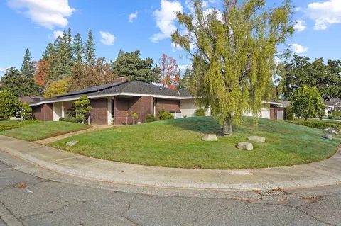Exterior - 4861 Oak Vista Dr, Carmichael, CA 95608 photo 21 of 30