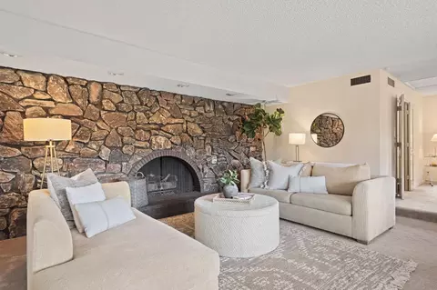 Living - 4861 Oak Vista Dr, Carmichael, CA 95608 photo 2 of 5