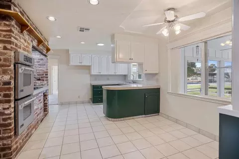 Kitchen - 401 S Johnson Rd, Turlock, CA 95380 photo 1 of 4
