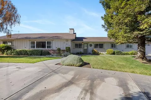 Exterior - 401 S Johnson Rd, Turlock, CA 95380 photo 2 of 11
