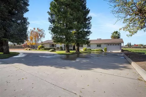 Exterior - 401 S Johnson Rd, Turlock, CA 95380 photo 1 of 11