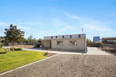 Exterior - 401 S Johnson Rd, Turlock, CA 95380 photo 11 of 11