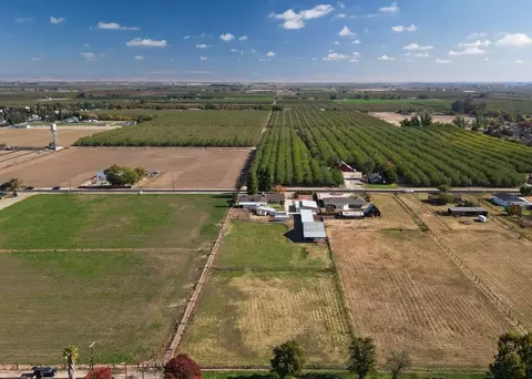 View/Area - 401 S Johnson Rd, Turlock, CA 95380 photo 6 of 12