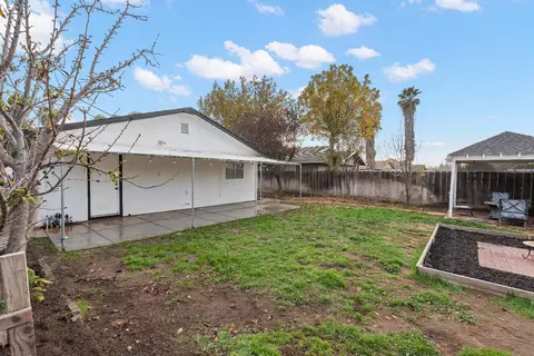 2557 W Hatch Rd, Modesto, CA 95358 photo 19