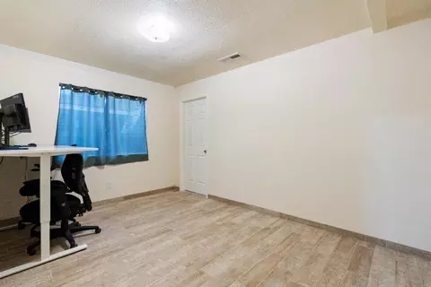 2557 W Hatch Rd, Modesto, CA 95358 photo 10