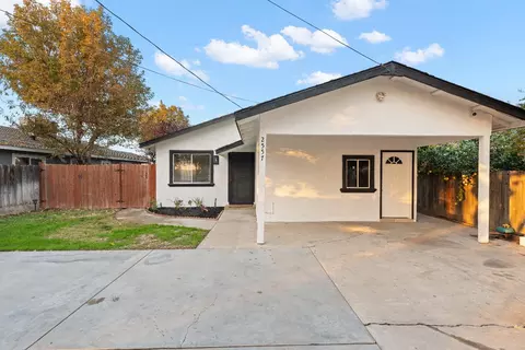 2557 W Hatch Rd, Modesto, CA 95358 photo 3
