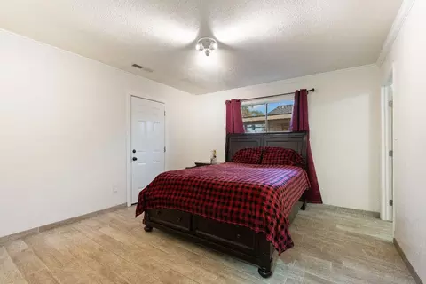 2557 W Hatch Rd, Modesto, CA 95358 photo 12