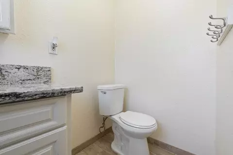 2557 W Hatch Rd, Modesto, CA 95358 photo 14