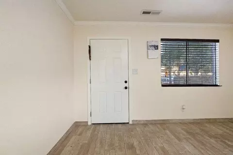 2557 W Hatch Rd, Modesto, CA 95358 photo 5
