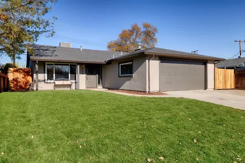 5789 Cada Cir, Carmichael, CA 95608 photo 2