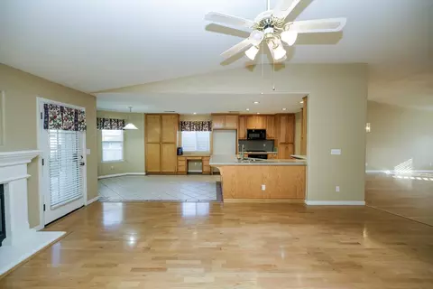 2809 Vestrella Dr, Modesto, CA 95356 photo 31