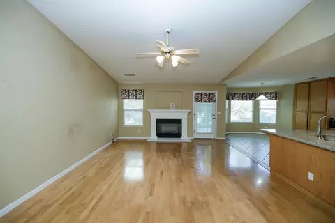 2809 Vestrella Dr, Modesto, CA 95356 photo 29