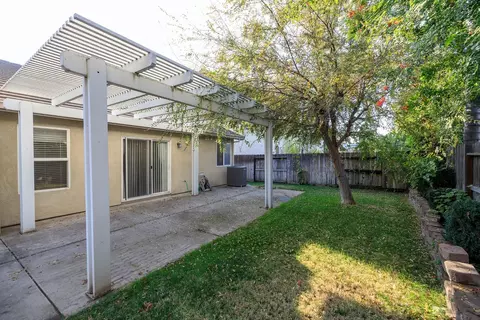 2809 Vestrella Dr, Modesto, CA 95356 photo 54