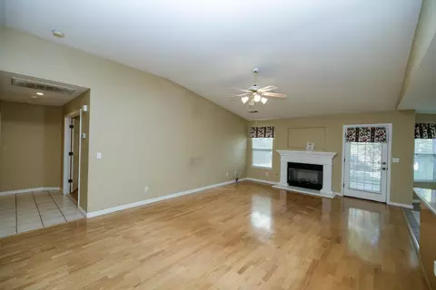 2809 Vestrella Dr, Modesto, CA 95356 photo 28