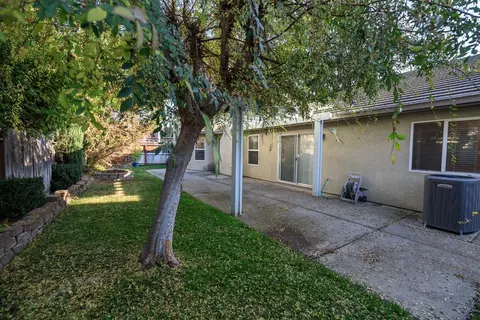 2809 Vestrella Dr, Modesto, CA 95356 photo 57