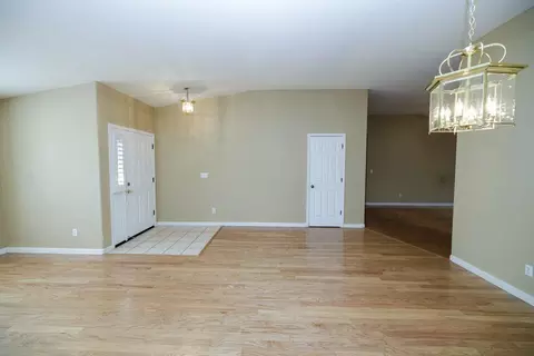 2809 Vestrella Dr, Modesto, CA 95356 photo 17