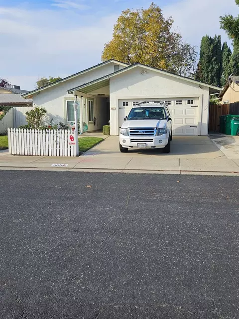 465 Cedar Ct, Lodi, CA 95240 photo 1