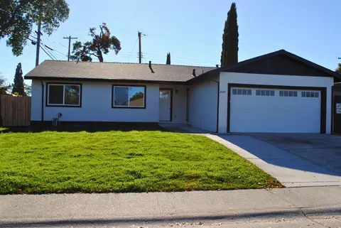 2064 SW 67th Ave, Sacramento, CA 95822