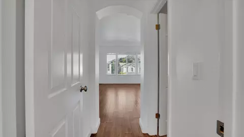 Entry Way - 7341 Longmont Loop, Castro Valley, CA 94552 photo 4 of 4