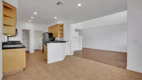 Living - 7341 Longmont Loop, Castro Valley, CA 94552 photo 4 of 4