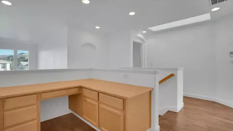 Entry Way - 7341 Longmont Loop, Castro Valley, CA 94552 photo 3 of 4