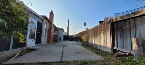 2121 Cornwell Ave, Modesto, CA 95350 photo 30