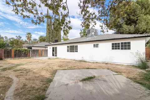 Exterior - 3263 Cheyenne Dr, Merced, CA 95348 photo 6 of 7