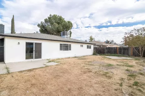 Exterior - 3263 Cheyenne Dr, Merced, CA 95348 photo 5 of 7