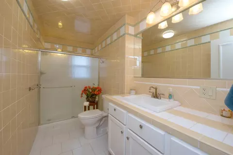 Bath - 2665 E Canal Dr, Turlock, CA 95380 photo 1 of 3