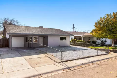 322 E 21st St, Tracy, CA 95376 photo 1