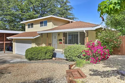 102 Gold Pan Ct, Jackson, CA 95642 photo 2