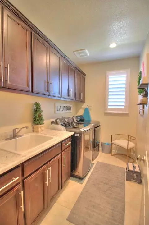 2532 Hillbrook Way, Modesto, CA 95355 photo 39