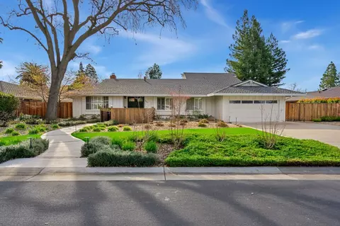 44145 Lakeview Dr, El Macero, CA 95618 photo 1