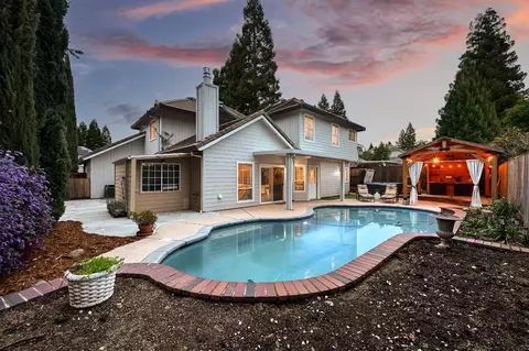 3382 Eaton Dr, Roseville, CA 95661