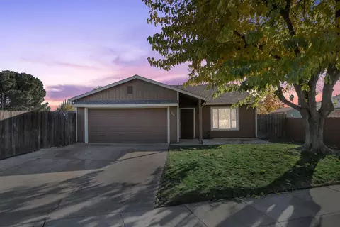 340 O St, Lathrop, CA 95330 photo 1