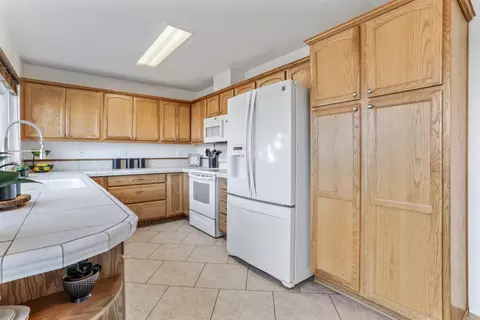 340 O St, Lathrop, CA 95330 photo 12