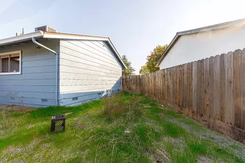 Exterior - 2821 Monrovia Ct, Modesto, CA 95350 photo 11 of 12