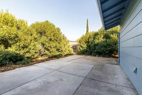 Exterior - 2821 Monrovia Ct, Modesto, CA 95350 photo 5 of 12
