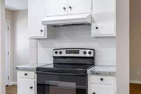 Kitchen - 2821 Monrovia Ct, Modesto, CA 95350 photo 3 of 4