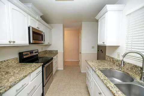 2450 Molino Dr, Modesto, CA 95355 photo 11