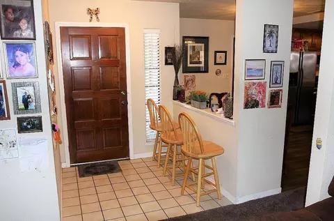 Entry Way - 366 March Dr, Manteca, CA 95336 photo 1 of 2