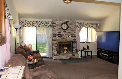 Living - 366 March Dr, Manteca, CA 95336 photo 2 of 4